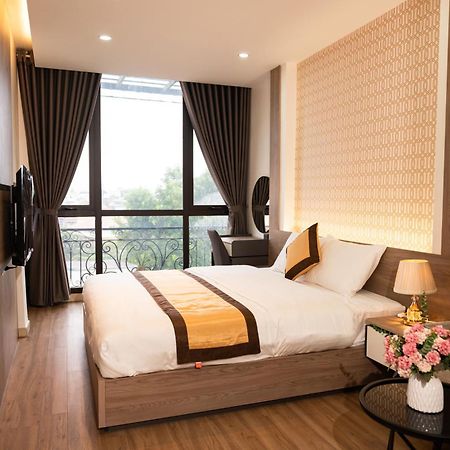 Delapong Hotel And Apartment Ha Noi ฮานอย ภายนอก รูปภาพ