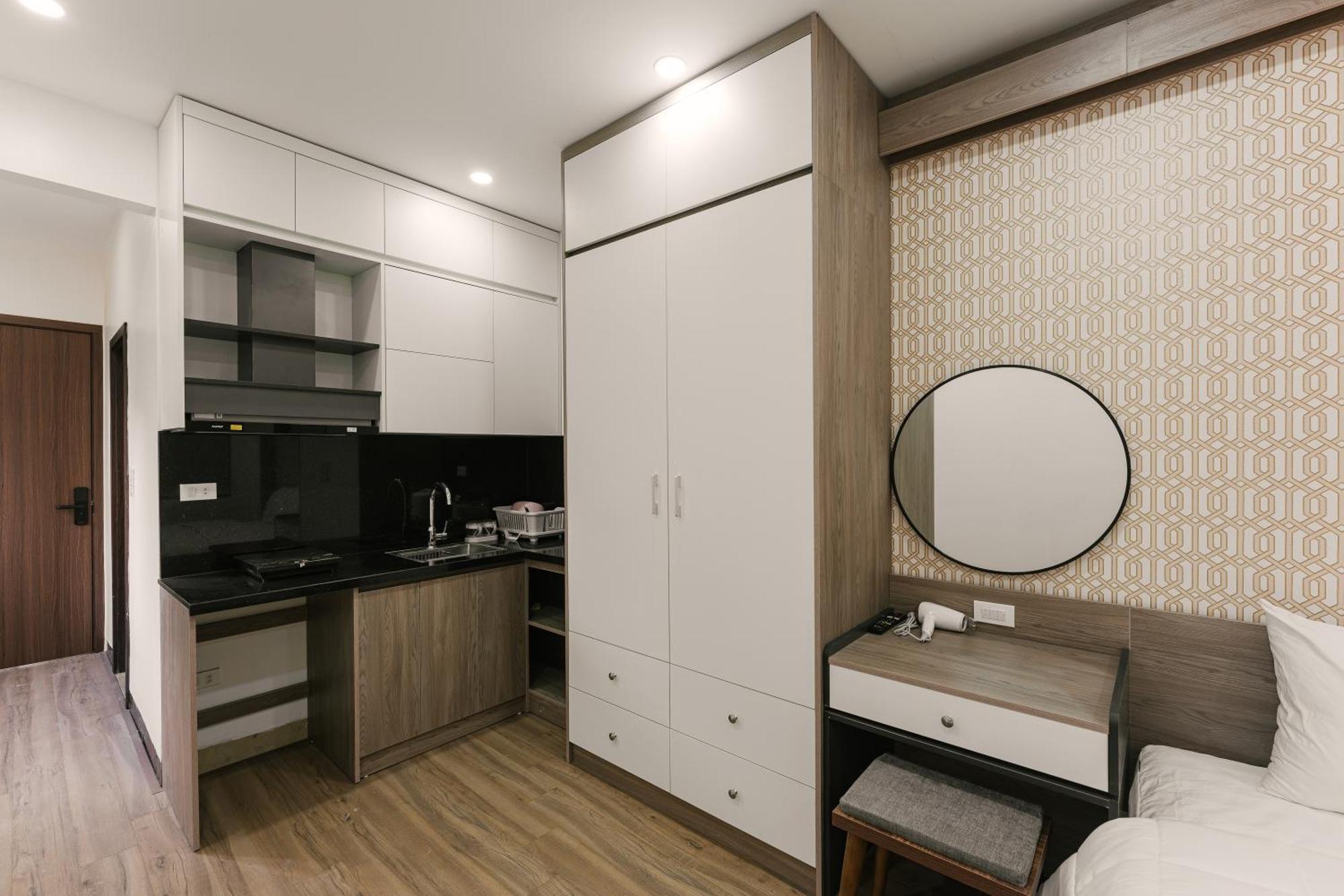 Delapong Hotel And Apartment Ha Noi ฮานอย ภายนอก รูปภาพ